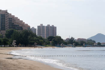 黃金泳灘